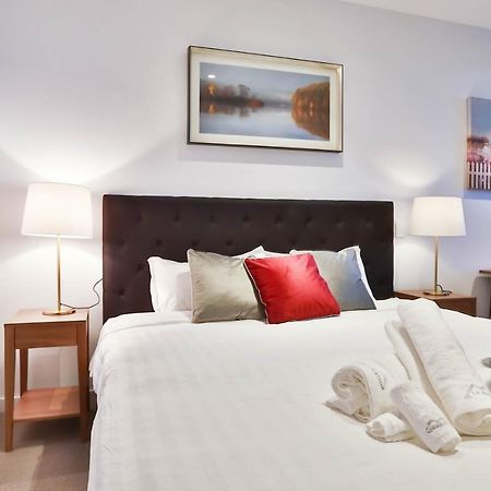 Box Hill Central Sky One Apartment Екстериор снимка
