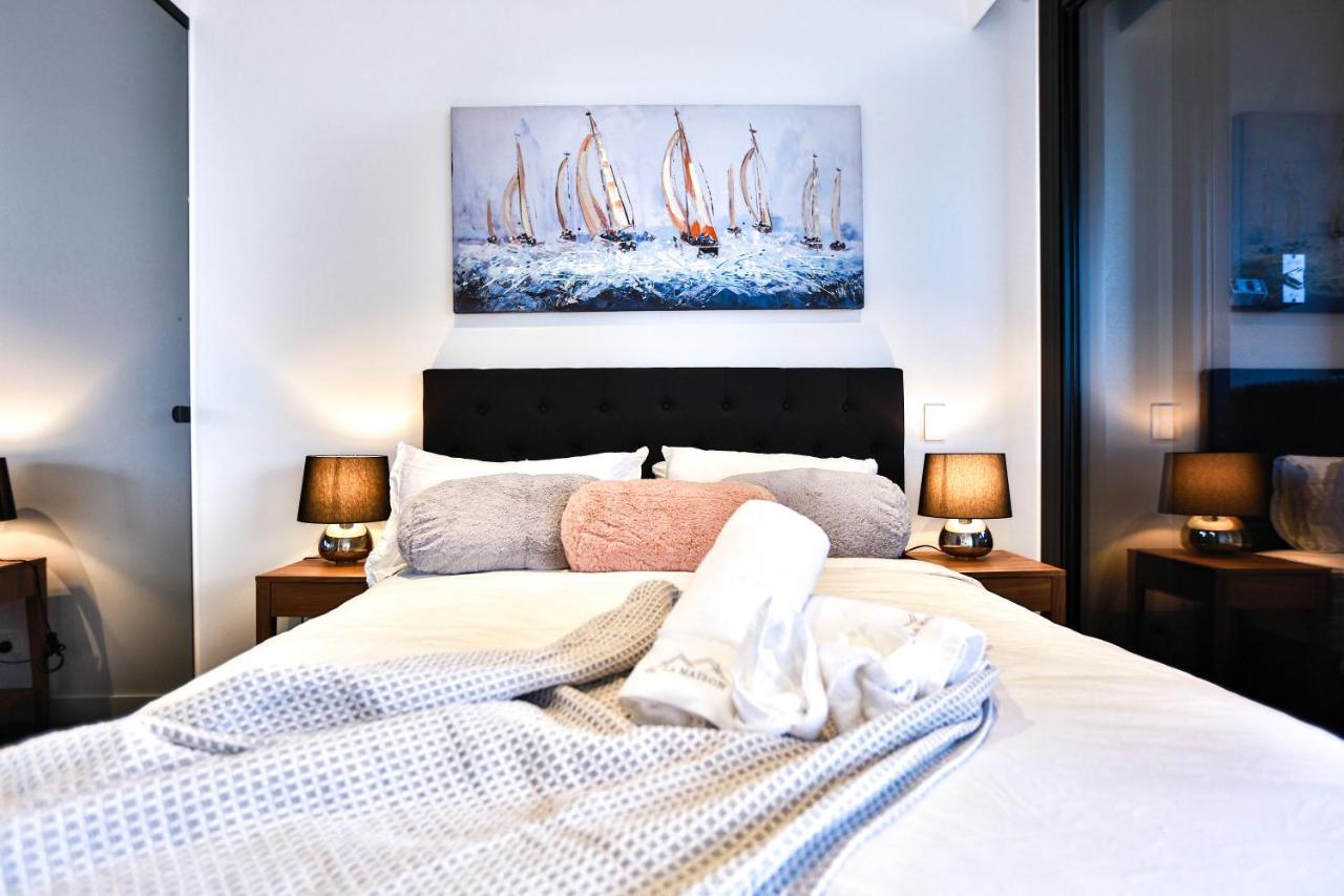 Box Hill Central Sky One Apartment Екстериор снимка