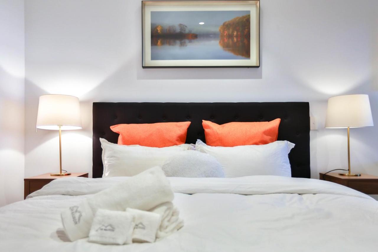 Box Hill Central Sky One Apartment Екстериор снимка