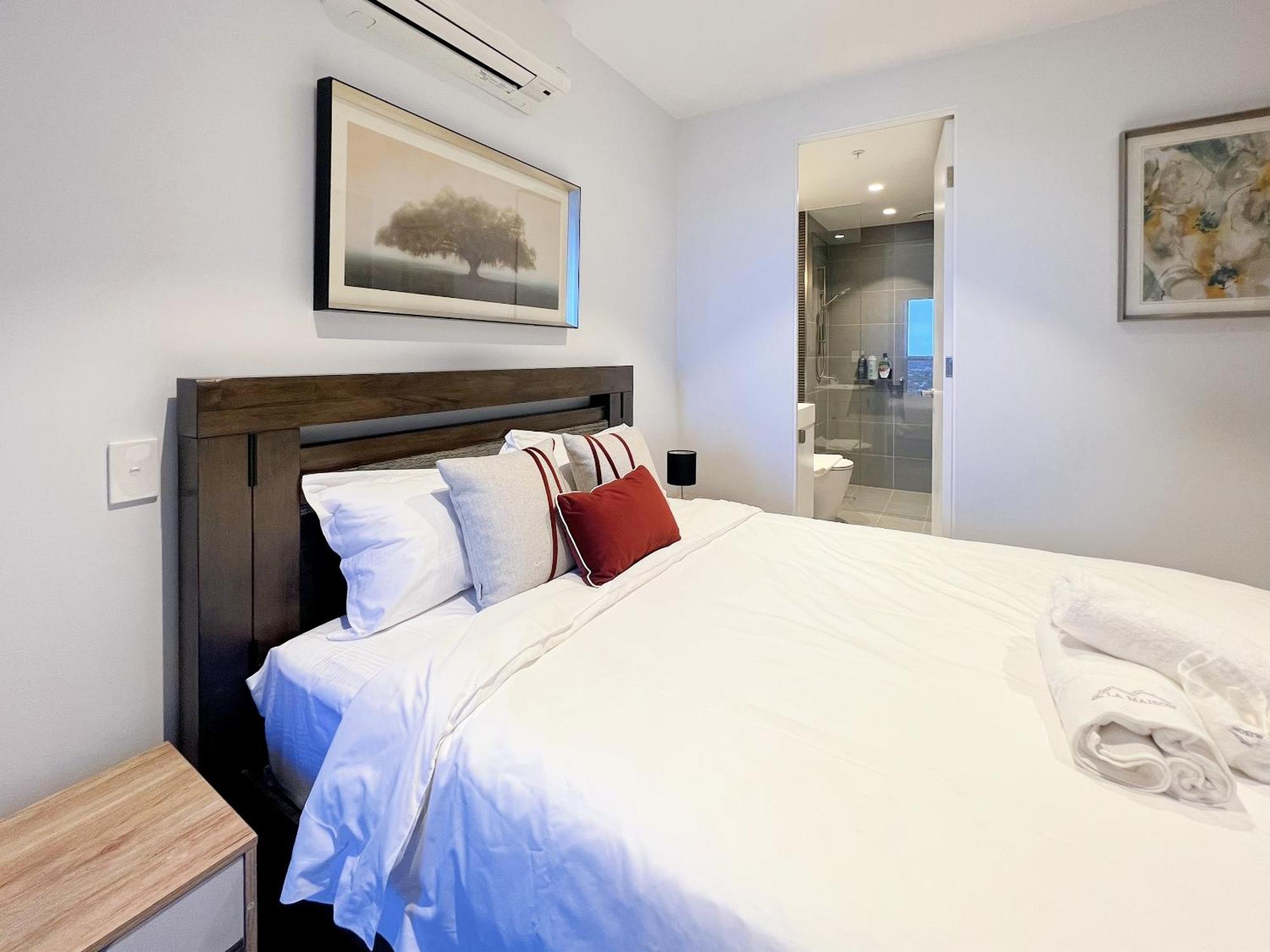 Box Hill Central Sky One Apartment Екстериор снимка